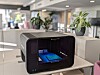 Die Maschine wurde am 22. September 2026 erstmals auf der FED-Konferenz in Bamberg öffentlich vorgestellt. Nach ihrem Debüt präsentiert Hefex Labs die Anlage auf der EFX in Stuttgart.
