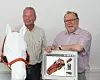 Bild 5: Die Entwickler des EAVET-Biophotonen-Systems sind Dr. Helmut Huf (links) und Klaus Valentiner (rechts).