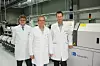 Eingeschworenes Team (v.l.n.r.): Gerhard Unseld (Rehm), Martin Staat und Stefan Kiewer (beide Eberspächer Controls) vor der neuen VisionXP . Rehm