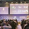 Die Bühne und das Publikum beim Automobil-Elektronik Kongress 2021