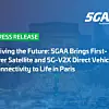 In einer Weltpremiere demonstrierten Mitglieder der 5GAA den Einsatz vernetzter Fahrzeuge über nicht-terrestrische Netzwerke (NTN) zur Ergänzung von 4G- und 5G-Mobilfunknetzen. Dabei wurde erstmals die 5G-V2X-Direct-Technologie im realen Straßenverkehr gezeigt. Zudem präsentierten die Beteiligten einsatzbereite Vehicle-to-Network (V2N)-Lösungen, die die Verkehrssicherheit unter echten Bedingungen verbessern sollen.