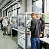 Ausbildung an einer echten Industrieroboterzelle: dieses Konzept entwickelt sich in der Gewerblichen Schule Göppingen zum Erfolgsmodell.