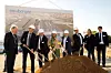 Spatenstich für die neue Elektronikfertigung und das Parkhaus.