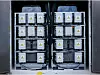 Zwei von insgesamt 8 Stromspeichermodulen für den stationären Stromspeicher in Elverlingsen mit insgesamt 72 Elektro-Autobatterien des Renault-Modells Zoe. Renault