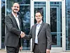 Leandro Fonseca, Transportation Offering Manager National Instruments und designierter Managing Director des Joint Venture (links), und Hans-Peter Duerr, Group Manager HiL Standardization ETAS und designierter Technical Director des Joint Venture (rechts)