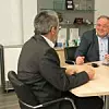 Robert Kraus (Inova Semiconductors) during the interview with Alfred Vollmer (AUTOMOBIL-ELEKTRONIK) about Iseled and APIX, not only for interior lighting.