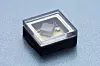 Die UV-LEDs von UVphotonics emittieren im UVB- und UVC-Bereich und lassen sich schnell schalten und dimmen.